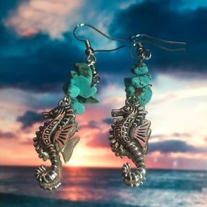 Seahorse drop earring